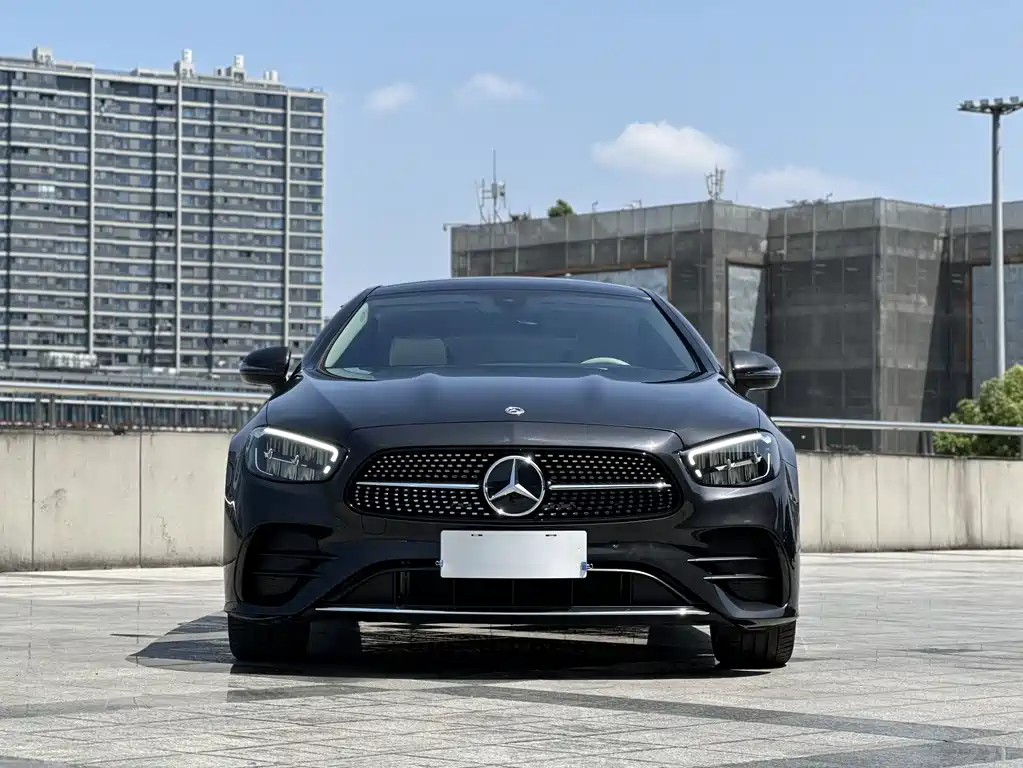 Mercedes-Benz E-Class (Import) — фото 2