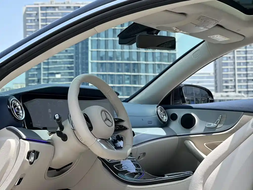 Mercedes-Benz E-Class (Import) — фото 5