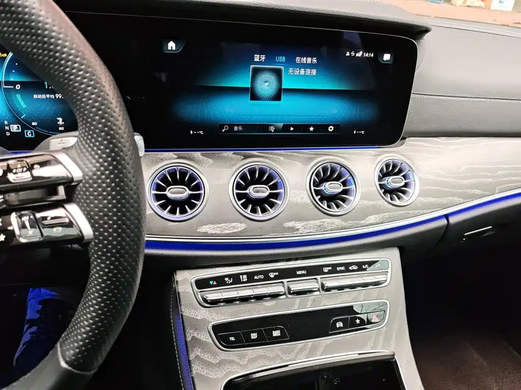 Mercedes-Benz CLS — фото 5