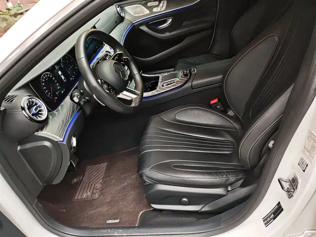 Mercedes-Benz CLS — фото 7