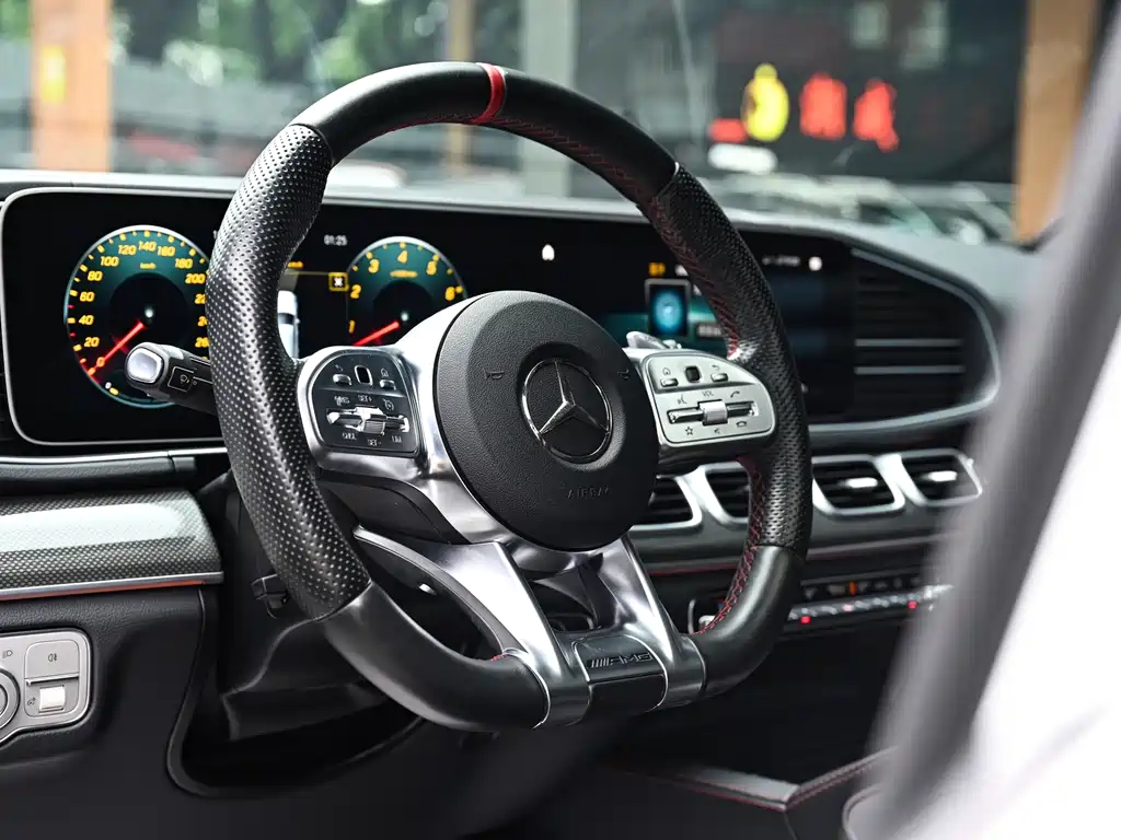 Mercedes-Benz GLE Coupe AMG — фото 9