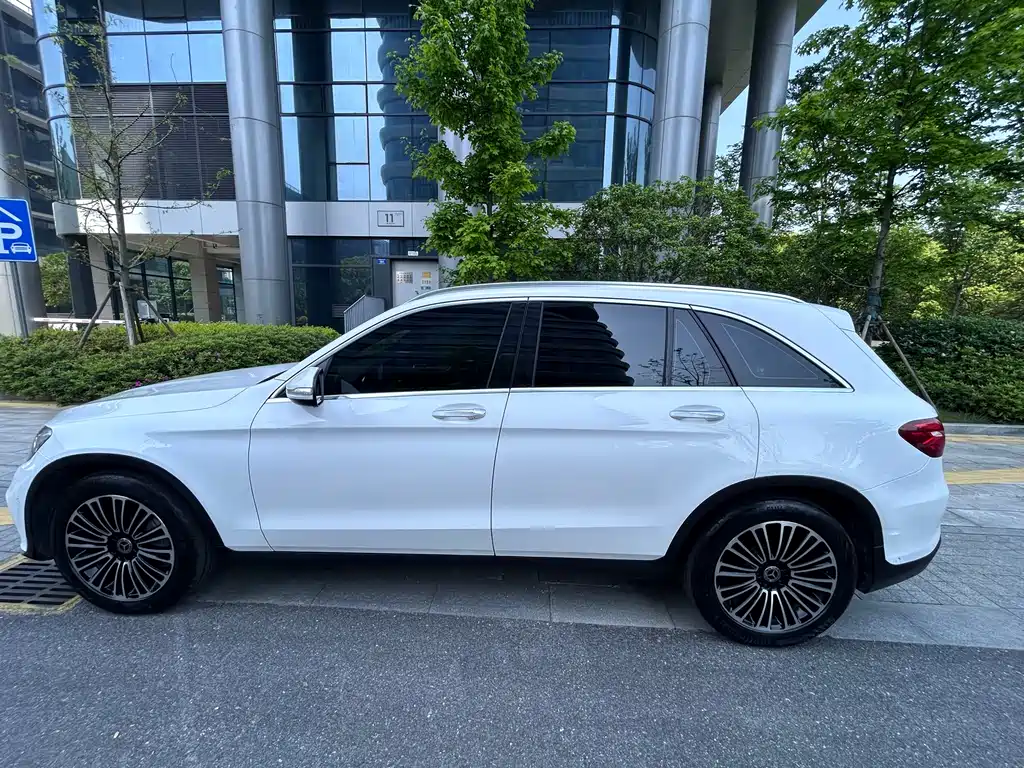 Mercedes-Benz GLC — фото 5