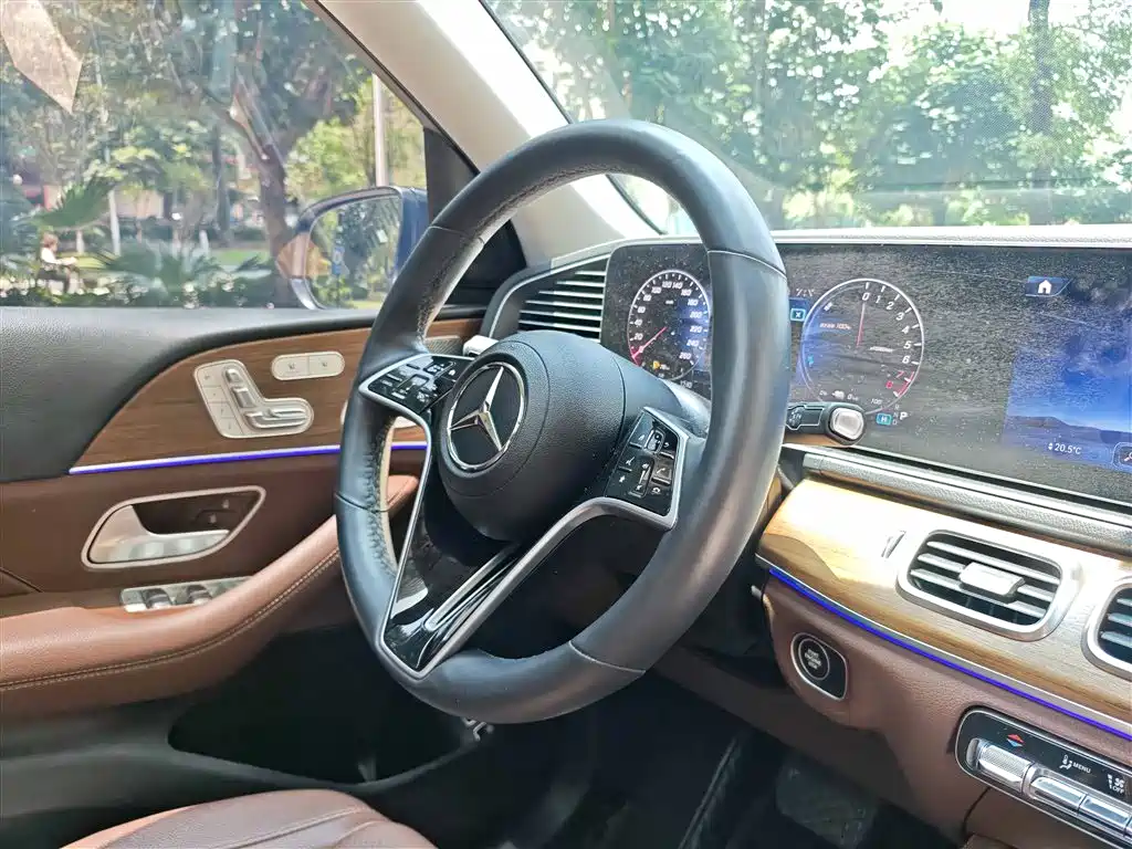 Mercedes-Benz GLE New Energy — фото 10