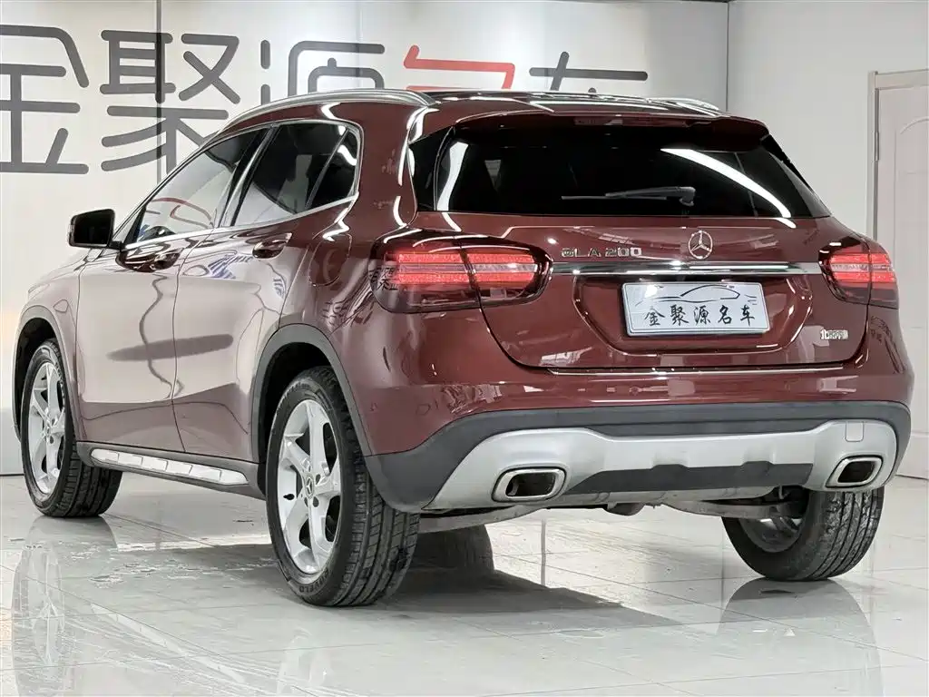 Mercedes-Benz GLA — фото 4