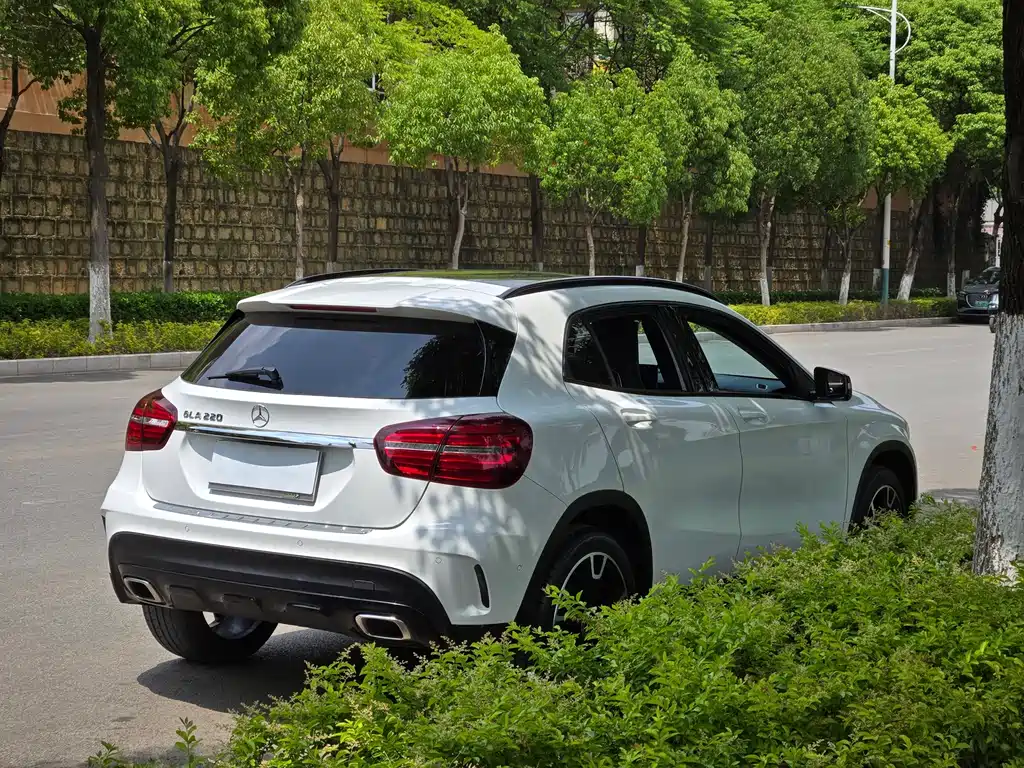 Mercedes-Benz GLA — фото 4