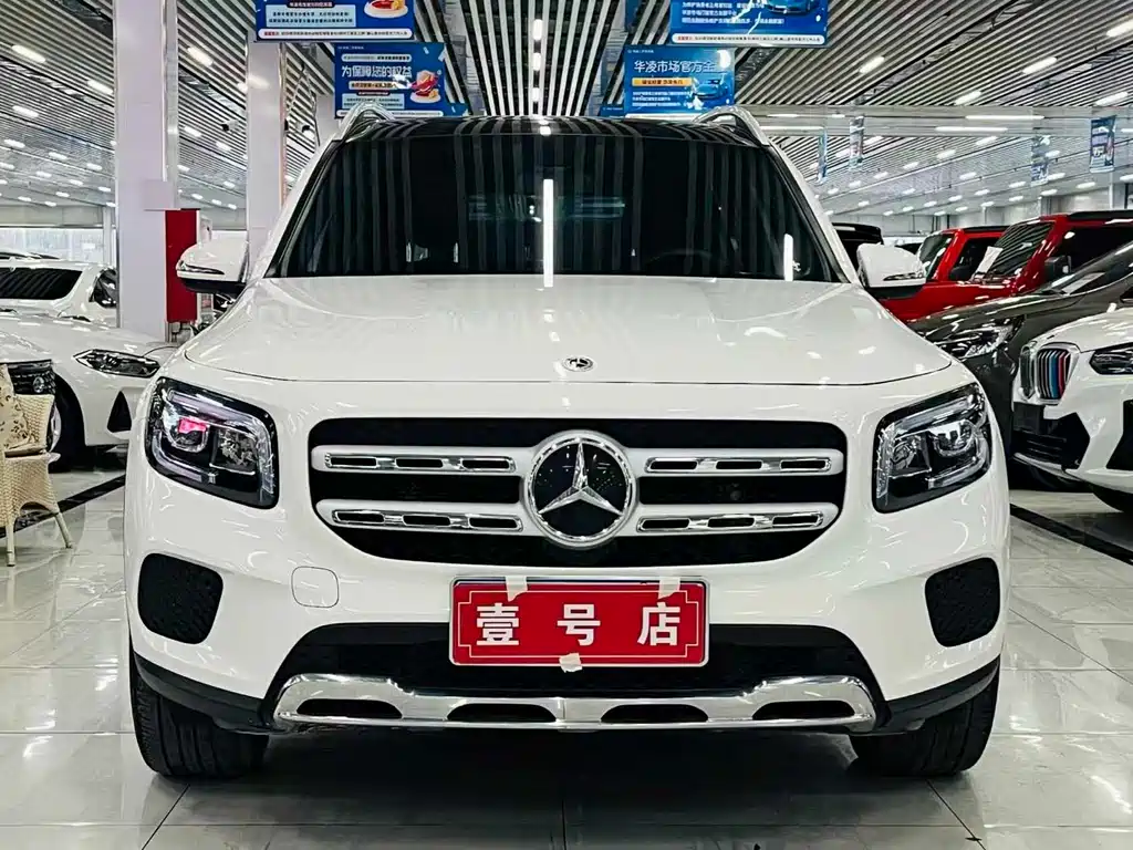 Mercedes-Benz GLB — фото 2
