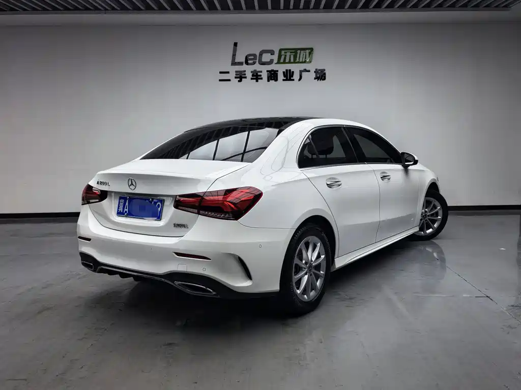 Mercedes-Benz A-Class — фото 4