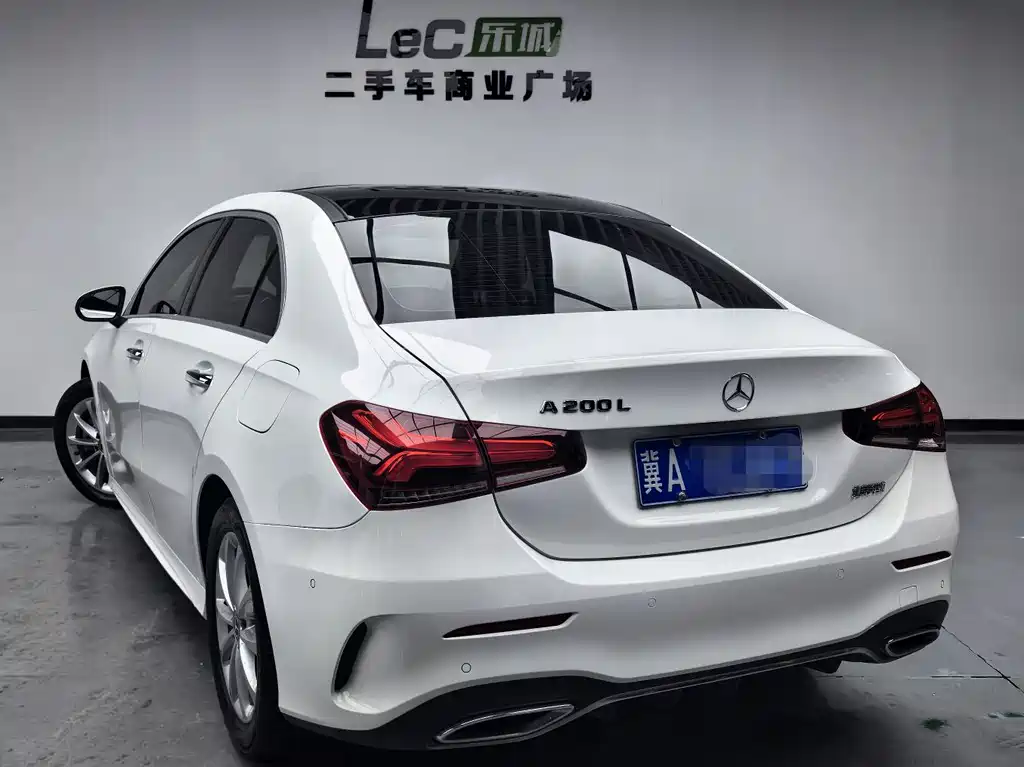 Mercedes-Benz A-Class — фото 6