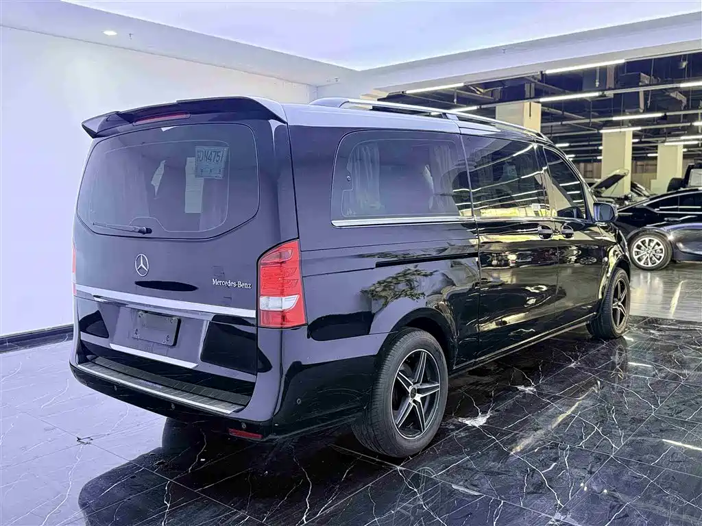 Mercedes-Benz Vito — фото 23