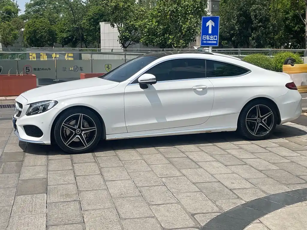 Mercedes-Benz C-Class (Import) — фото 4