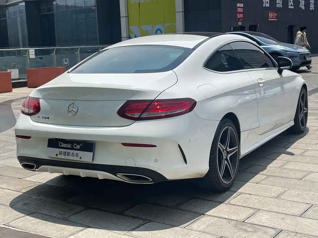 Mercedes-Benz C-Class (Import) — фото 7