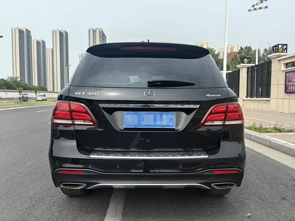 Mercedes-Benz GLE — фото 5