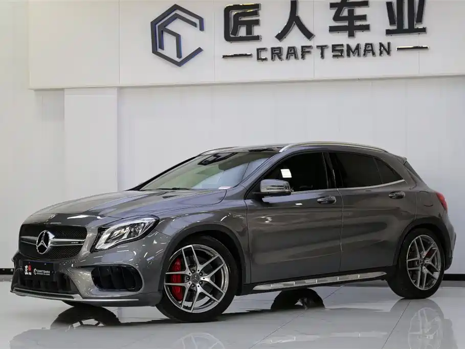 Mercedes-Benz GLA AMG — фото 3
