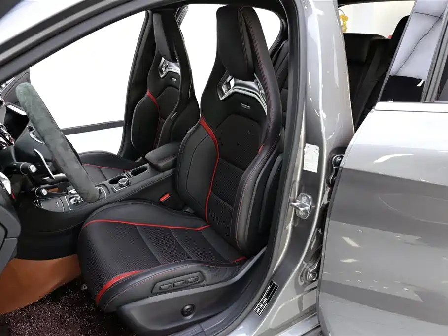Mercedes-Benz GLA AMG — фото 7