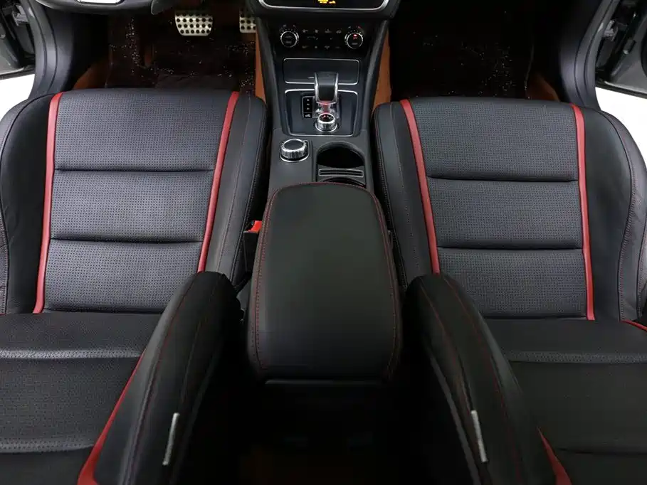 Mercedes-Benz GLA AMG — фото 10