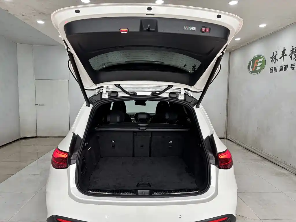 Mercedes-Benz GLC — фото 29