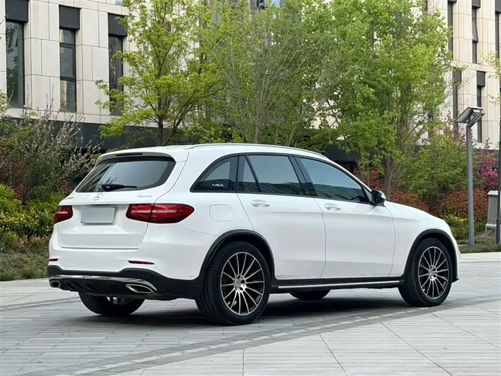 Mercedes-Benz GLC — фото 7