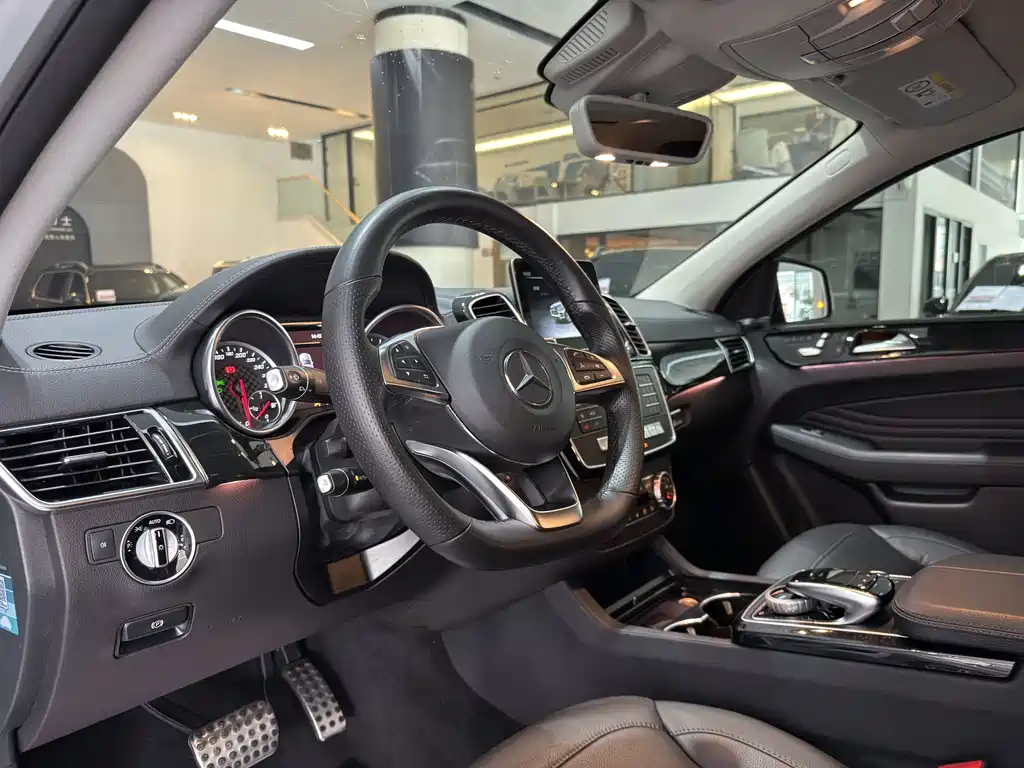 Mercedes-Benz GLE Coupe AMG — фото 6
