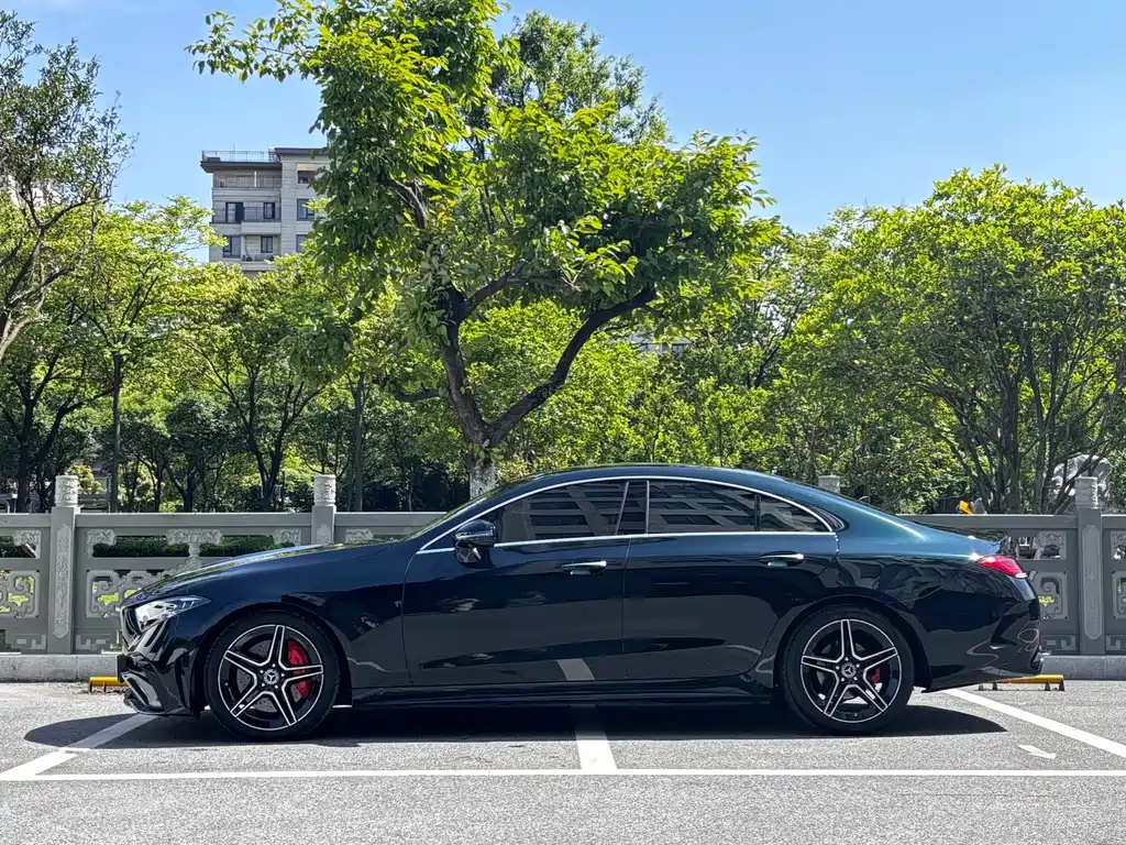 Mercedes-Benz CLS — фото 3