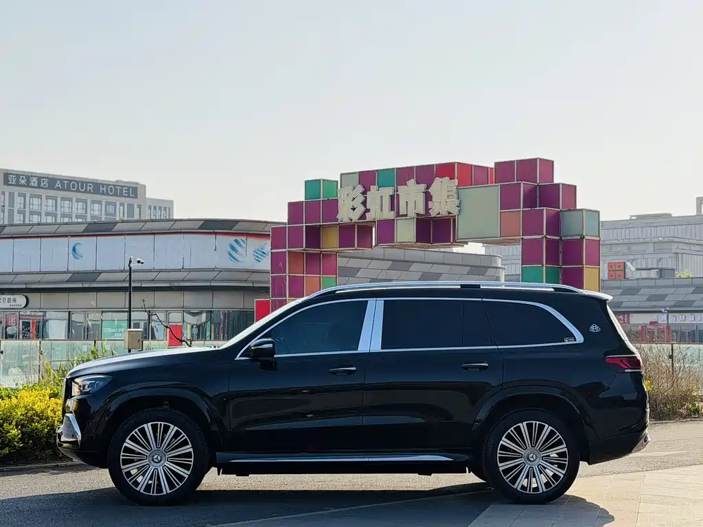 Mercedes-Benz GLS — фото 4