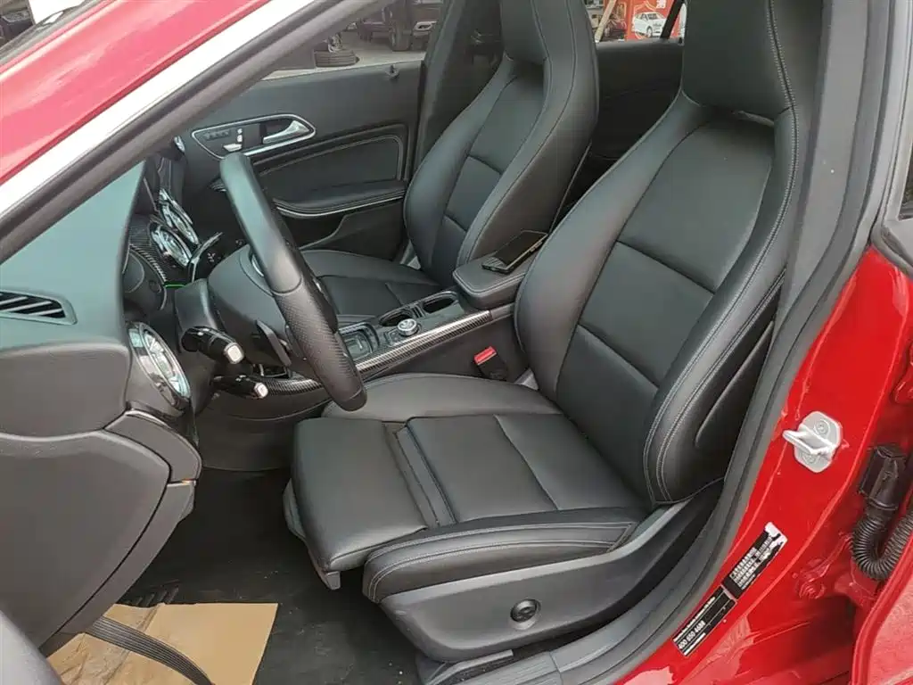 Mercedes-Benz CLA (Import) — фото 15