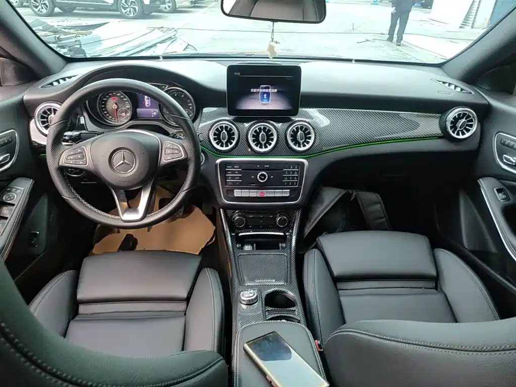 Mercedes-Benz CLA (Import) — фото 10