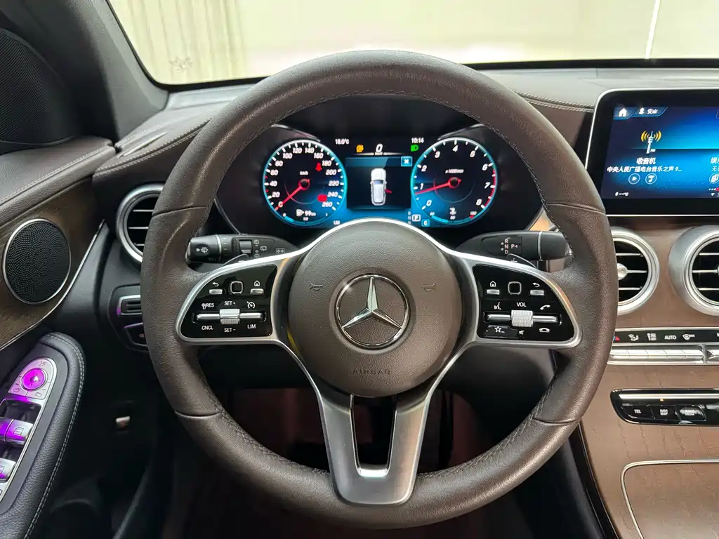 Mercedes-Benz GLC — фото 24