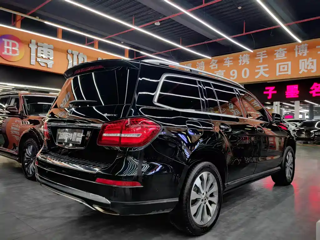 Mercedes-Benz GLS — фото 13