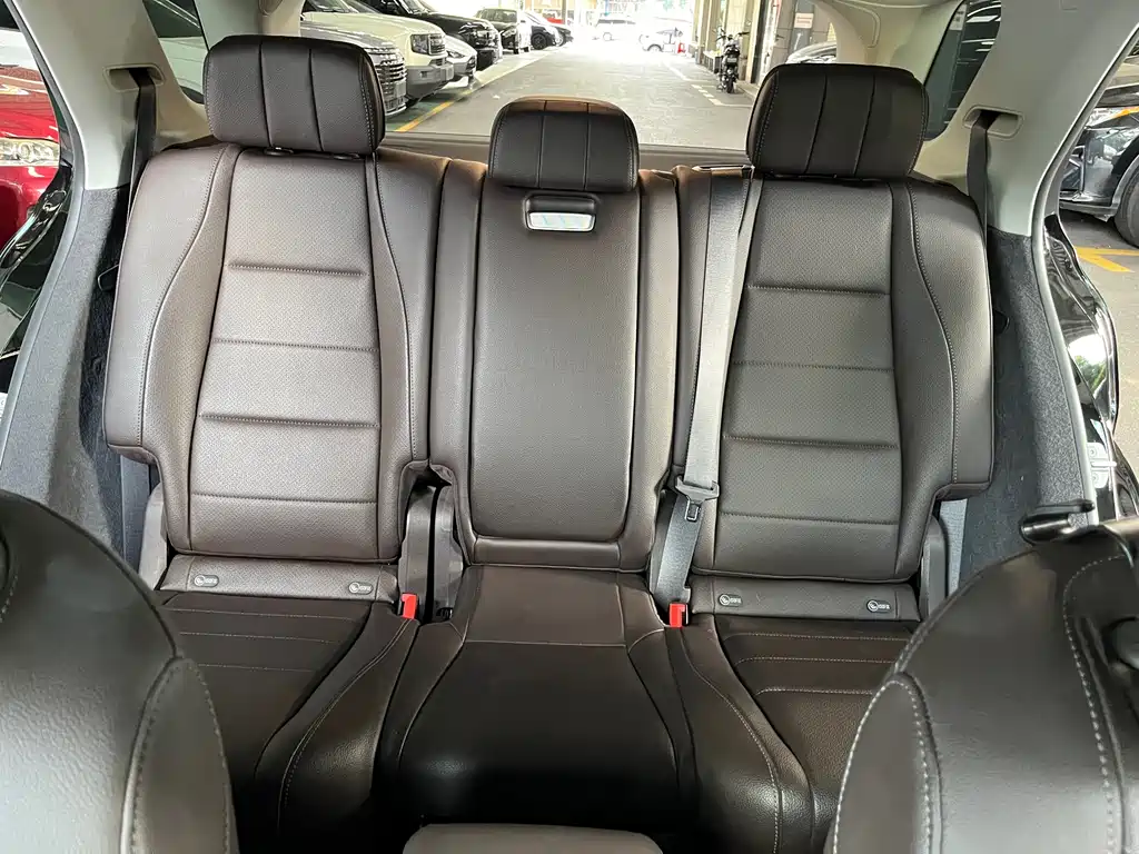 Mercedes-Benz GLE — фото 10