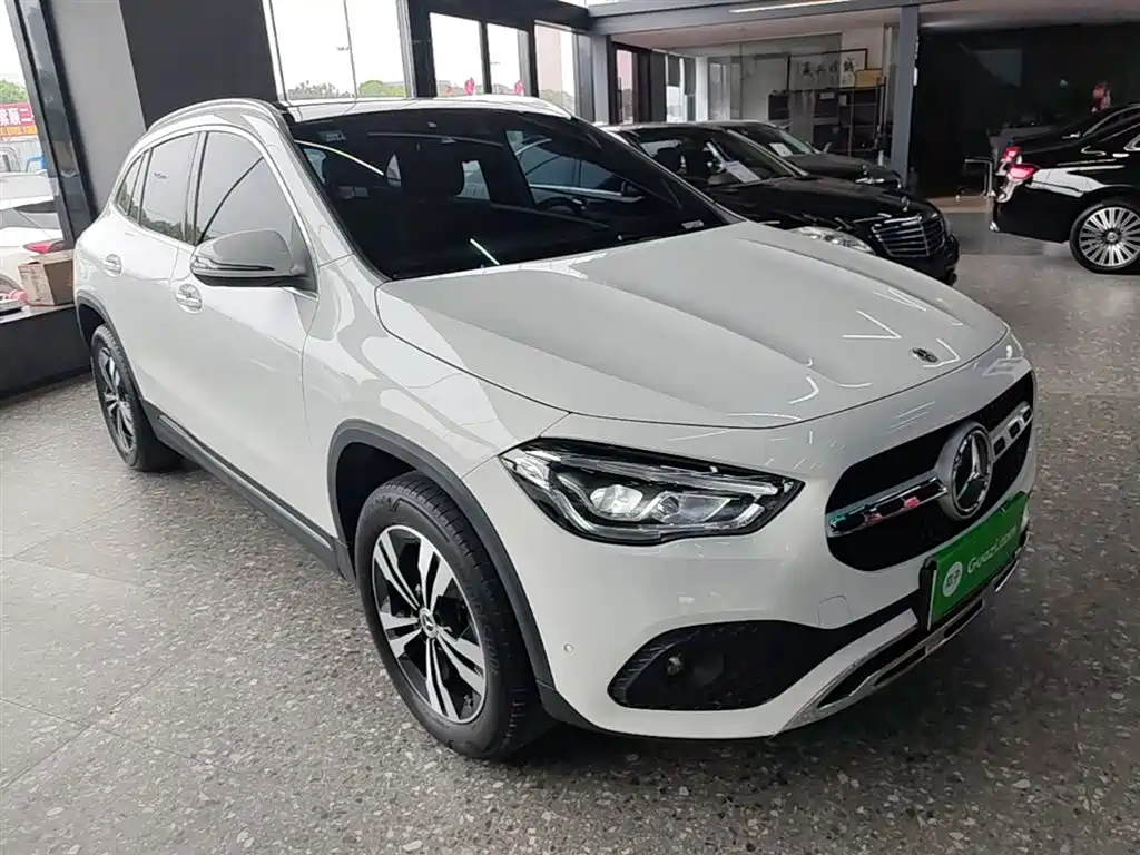 Mercedes-Benz GLA — фото 4