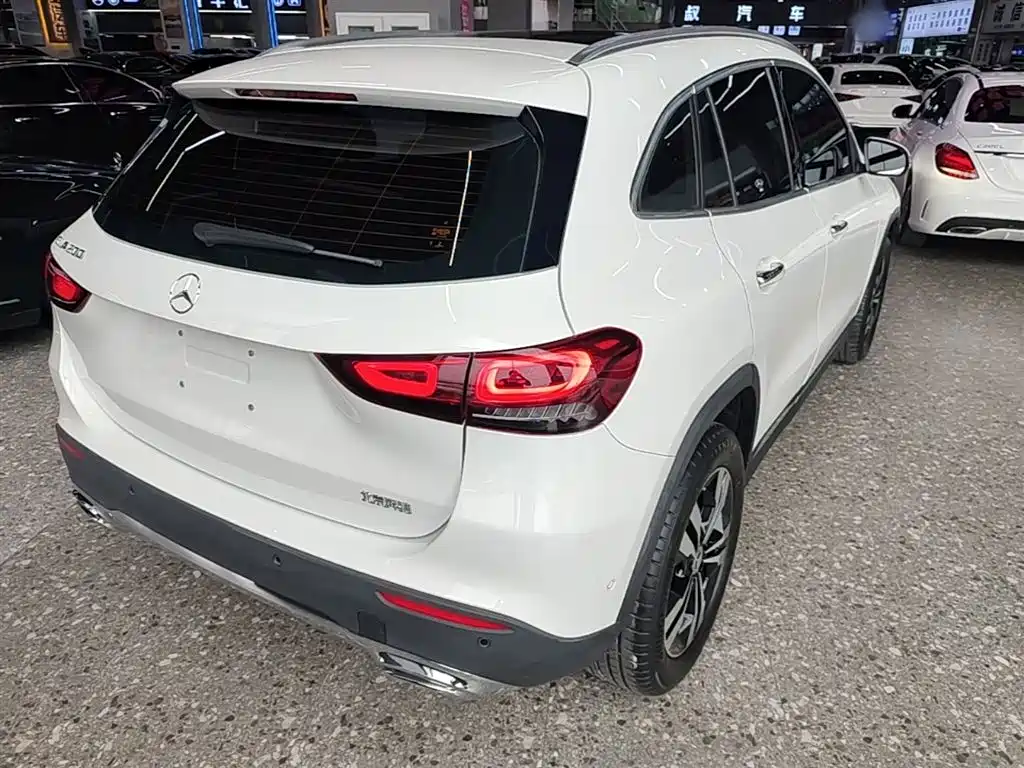 Mercedes-Benz GLA — фото 7