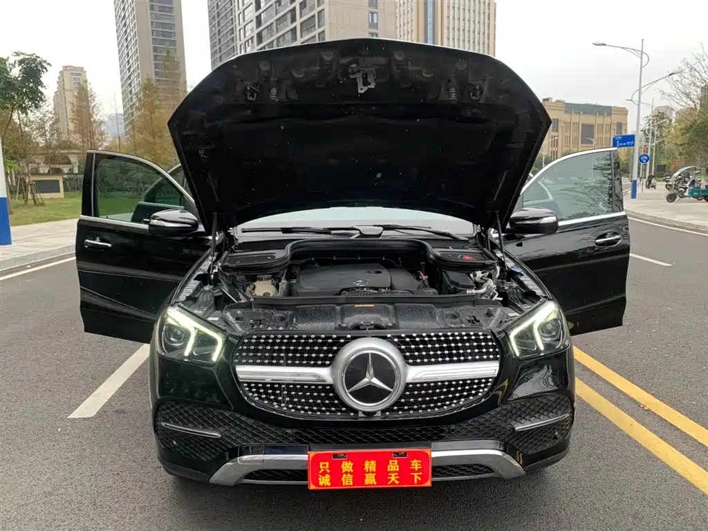 Mercedes-Benz GLE — фото 14