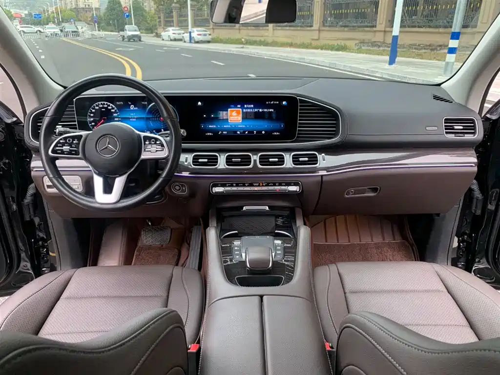 Mercedes-Benz GLE — фото 18