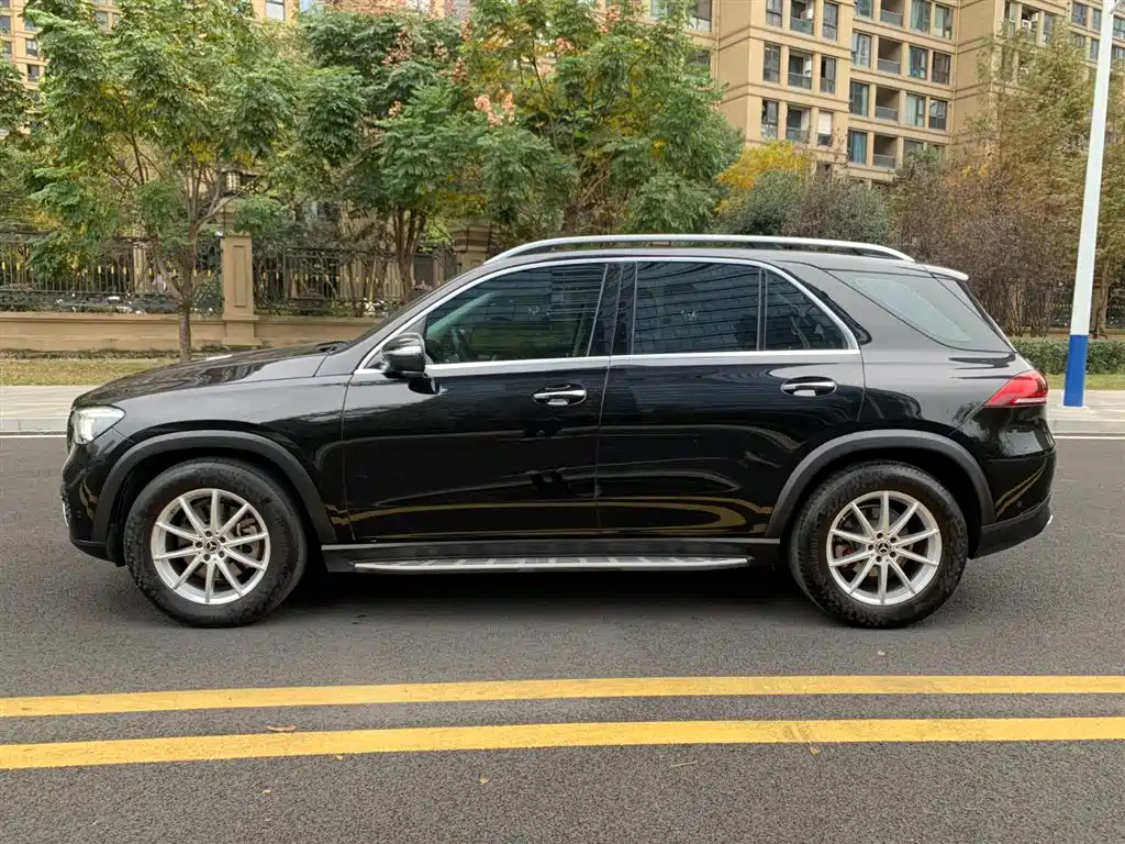 Mercedes-Benz GLE — фото 7