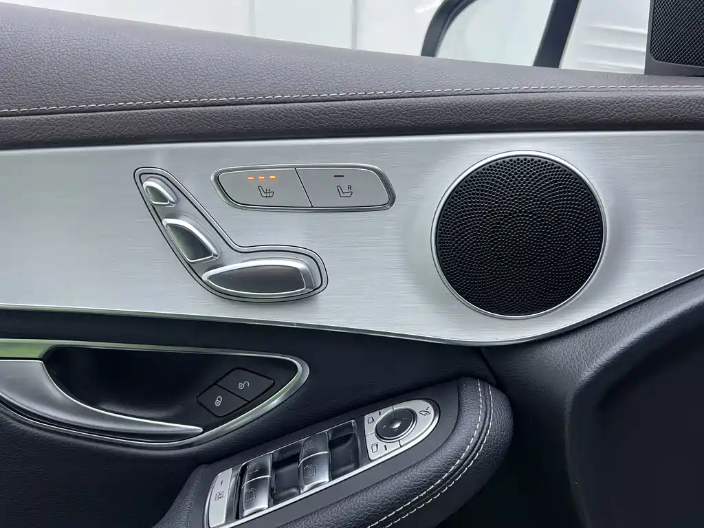 Mercedes-Benz GLC — фото 23