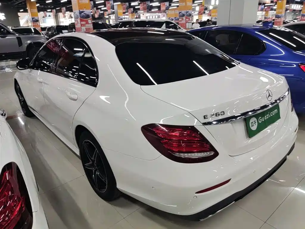 Mercedes-Benz E-Class (Import) — фото 5