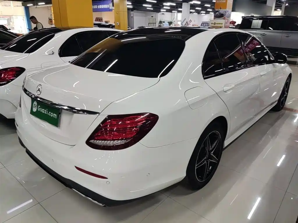 Mercedes-Benz E-Class (Import) — фото 7