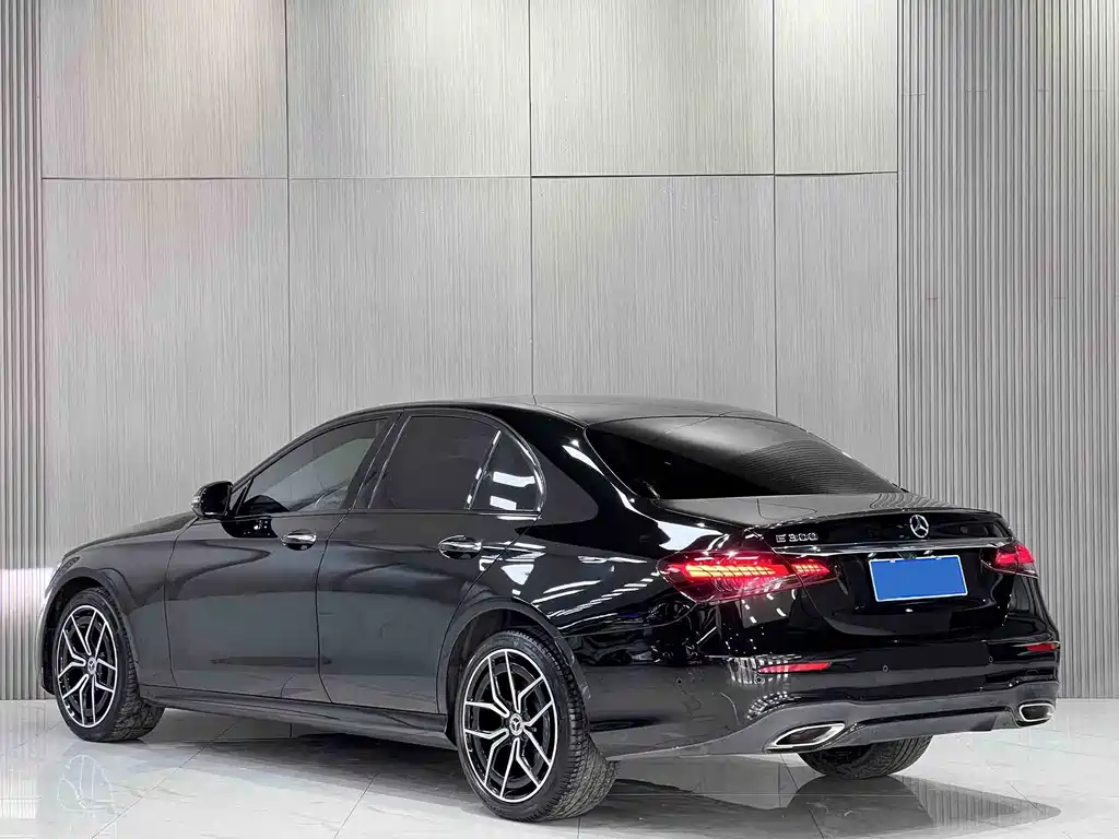 Mercedes-Benz E-Class (Import) — фото 4