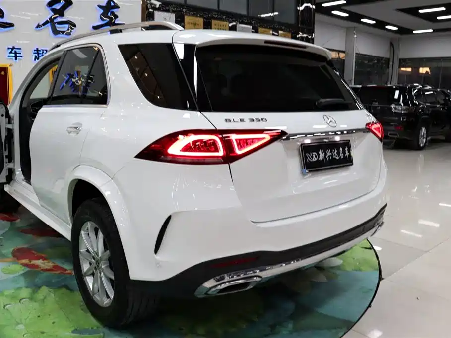 Mercedes-Benz GLE — фото 23