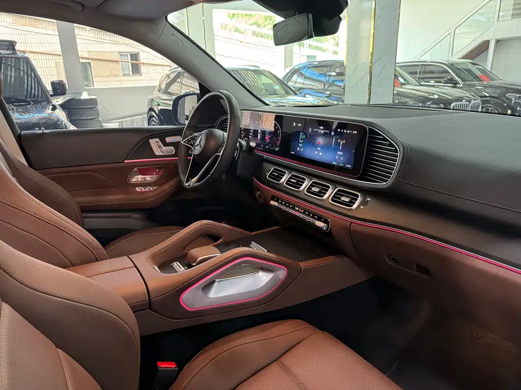 Mercedes-Benz GLE — фото 9