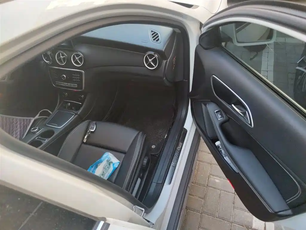 Mercedes-Benz GLA — фото 20