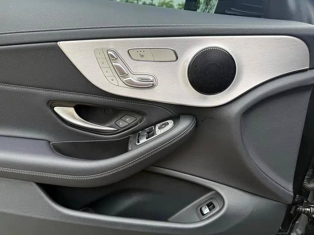 Mercedes-Benz C-Class (Import) — фото 13
