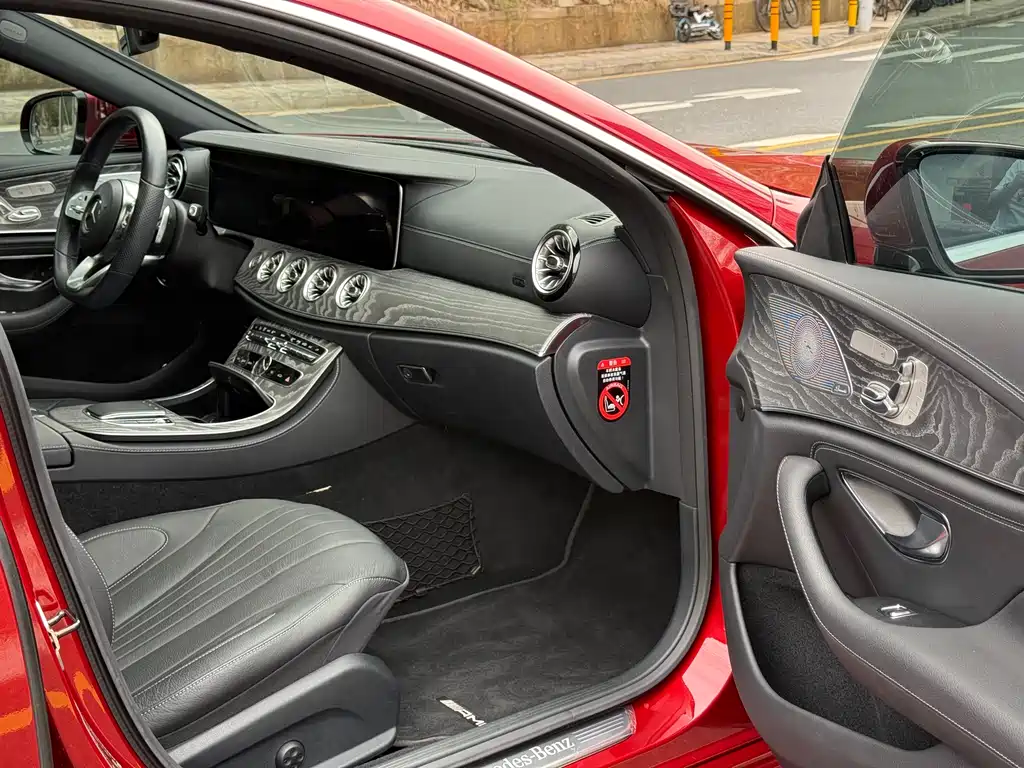 Mercedes-Benz CLS — фото 10