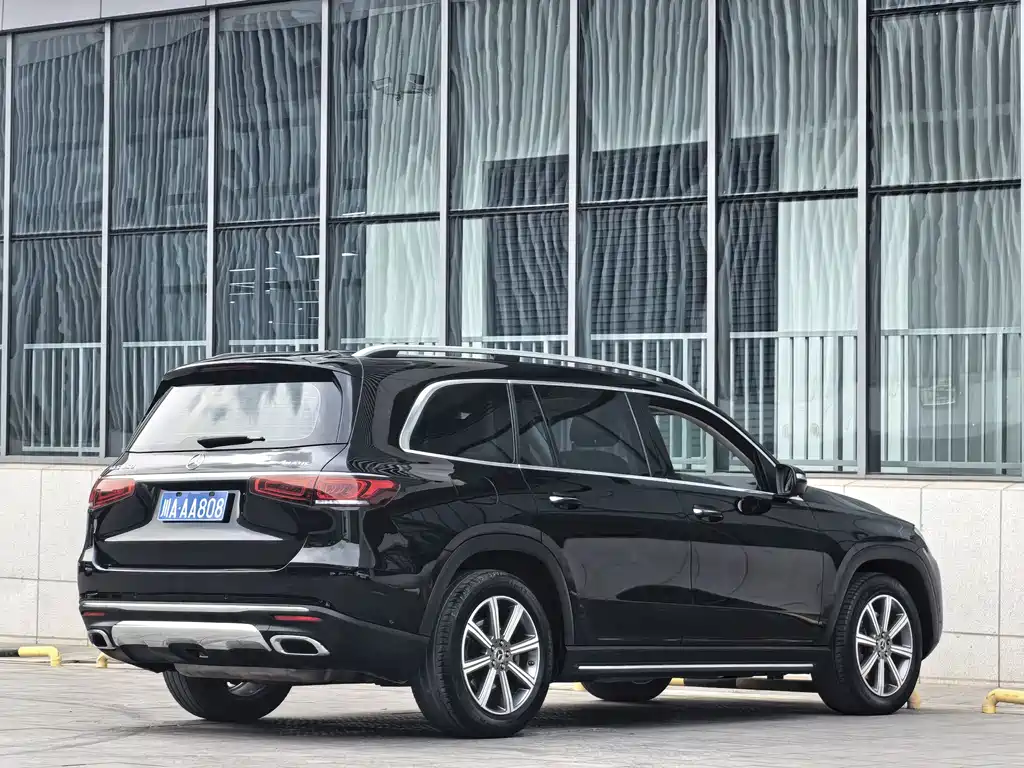 Mercedes-Benz GLS — фото 4