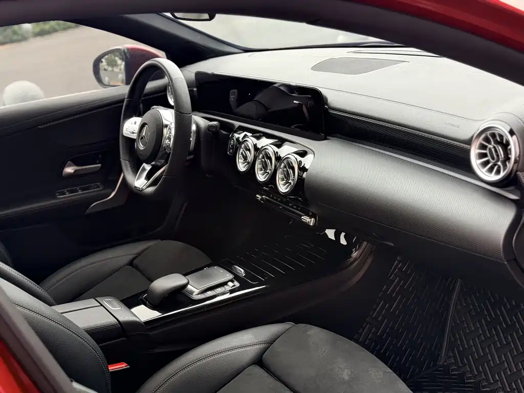 Mercedes-Benz A-Class — фото 13