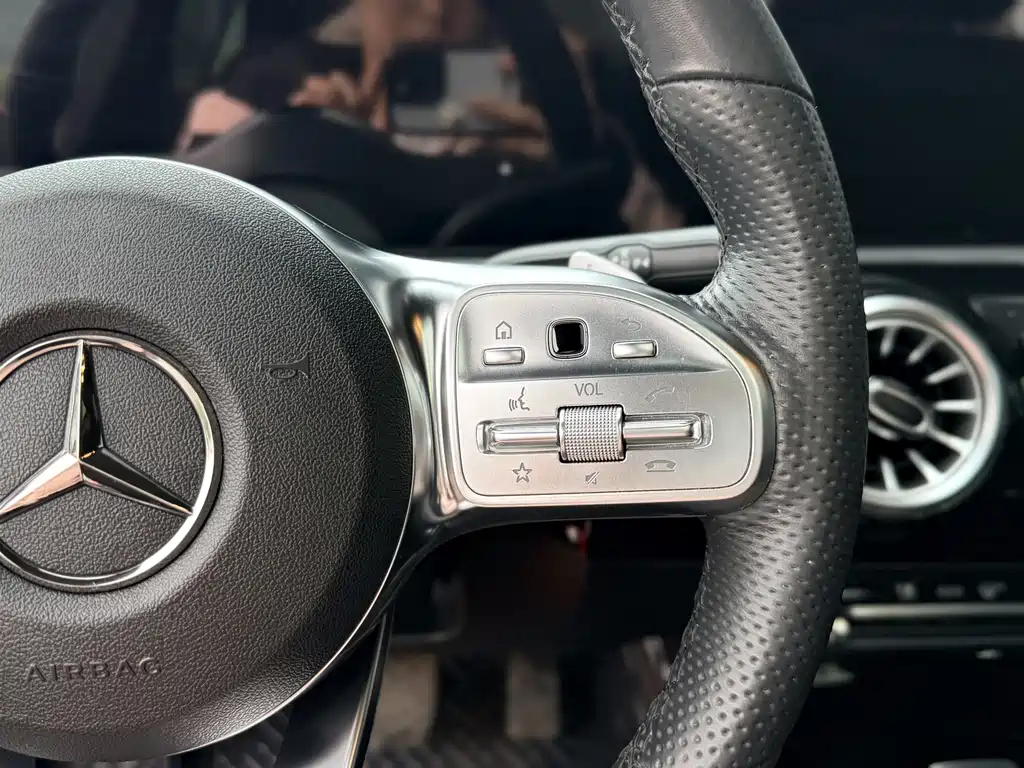 Mercedes-Benz A-Class — фото 17
