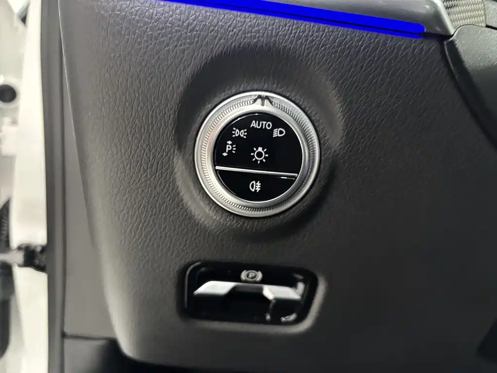 Mercedes-Benz C-Class New Energy — фото 14