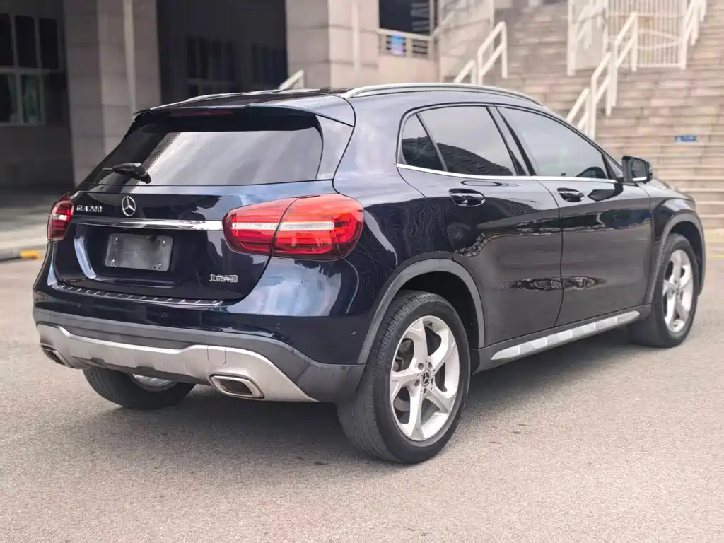 Mercedes-Benz GLA — фото 5