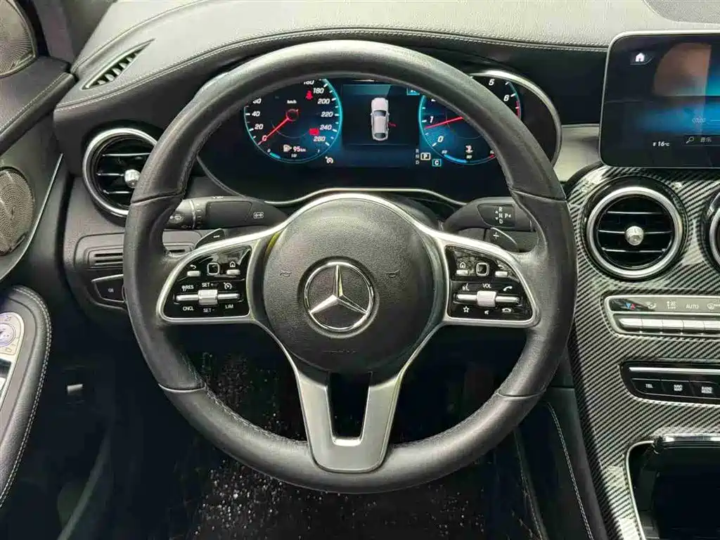 Mercedes-Benz GLC Coupe — фото 6