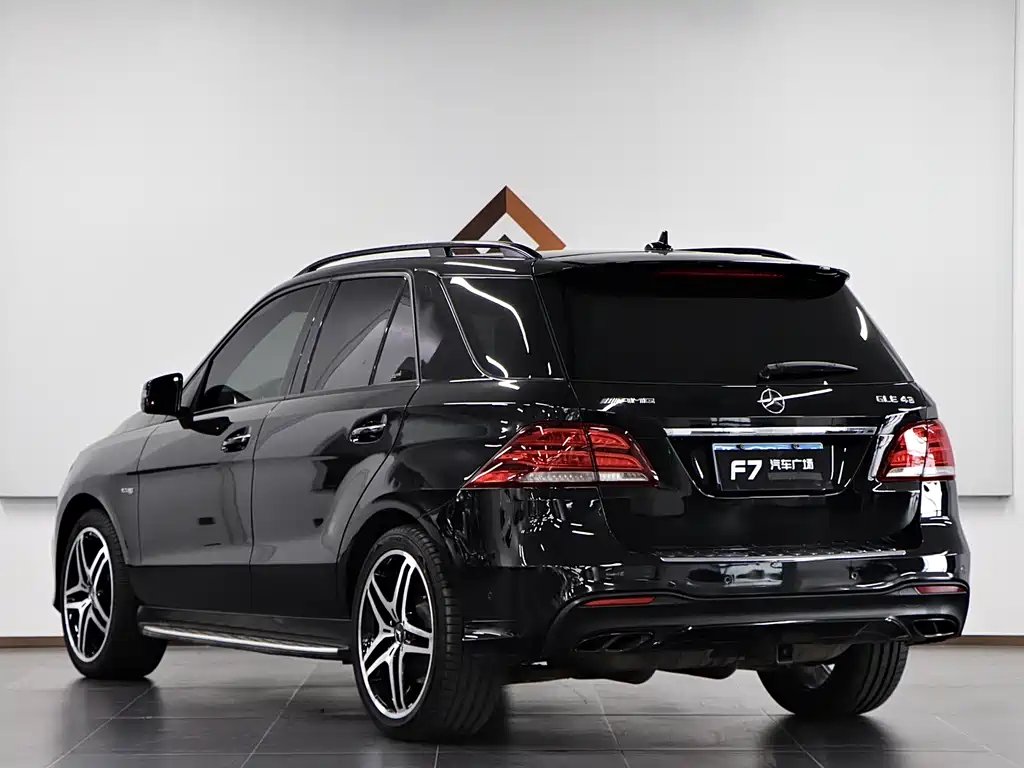 Mercedes-Benz GLE AMG — фото 4